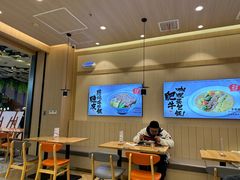 大堂-牛気·越光米牛肉饭(水游城店)