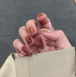 -悦指间美甲美睫