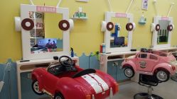 -爆米花儿童美发乐园