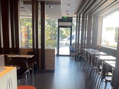 -麦当劳(常山服务区得来速店)