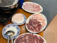 -华哥新鲜猪精品美食