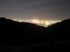 -鬼笑石后山停车场