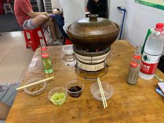 -威邵鸡煲(西华路总店)