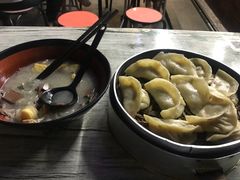 -金城包子牛肉灌汤包(台东四路店)