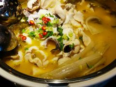 -严厨老坛酸菜鱼(吴江万宝店)