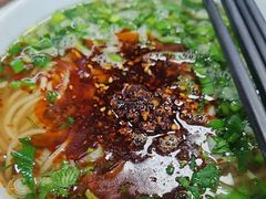 -陇上全荟兰州传统牛肉面(延吉路店)