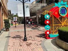 -王府井奥莱临潼小镇(临潼店)