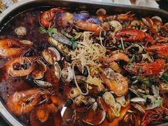 -老东镇啤酒屋海鲜加工·蒸汽海鲜·海鲜烧烤(台东店)