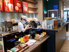 -星巴克臻选(南京金茂览秀城店)