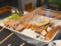 -两三事小郡肝串串香火锅(桂庙店)