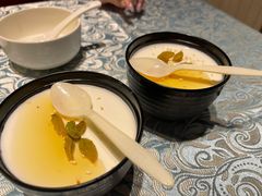 手工自制酸奶-巴扎美食·新疆菜·西域歌舞表演餐厅(新疆大厦店)