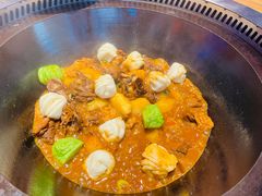 -山河屯铁锅炖·非遗东北菜(南山店)