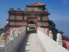 -鸡鸣山旅游风景区