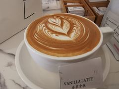 香草拿铁-LAB COFFEE来杯咖啡(浦仓路店)