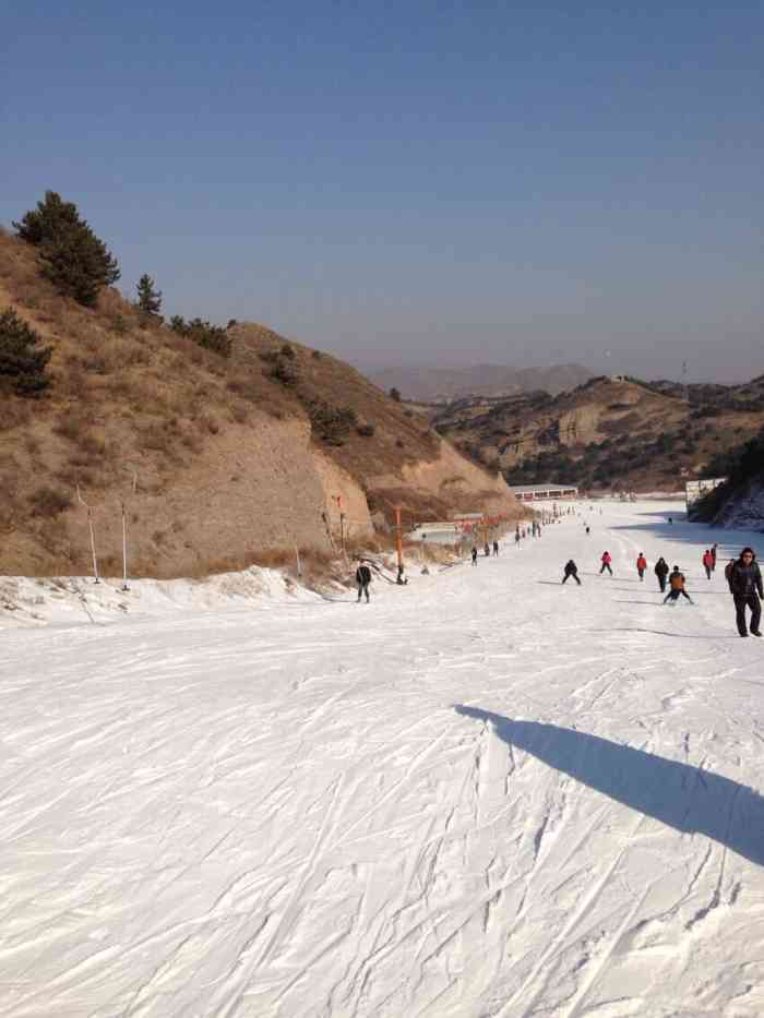 元宝山滑雪场-"住酒店送的票,过去看看孩子们就想玩儿.雪.