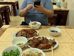 -香辉食馆(新兴路店)