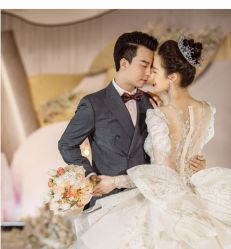 -NaNa婚纱礼服馆