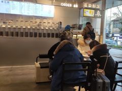 -喜茶(上海打浦桥日月光gelato lab+店)