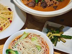 -小三峡食府(西五路店)