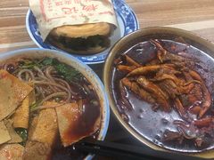-老字号杨坡红油米线腊汁肉夹馍(东四道巷店)