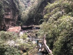 -龙水峡地缝景区
