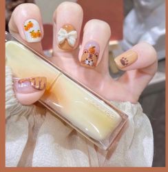 -悦指间美甲美睫
