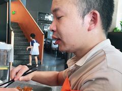 -虾胡闹龙虾馆(湄南河店)