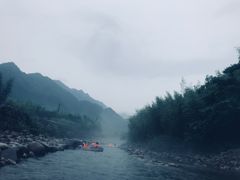 -龙井峡漂流