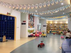 -戊辰亲子游泳俱乐部