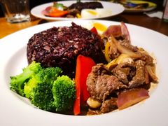 -JINNS锦时 steak&pizza(浸信会礼拜堂旧址店)