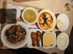 -老乡鸡(上海白玉兰广场店)
