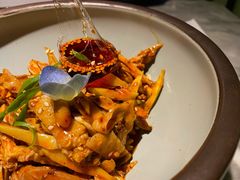 敲糖棒棒鸡-辛香汇·现炒川菜(淮海路百盛店)
