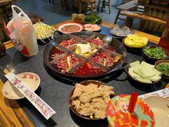 -利姐牧牛匠老火锅(兰花店)