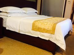 -维也纳酒店(桂林万象城火车站店)