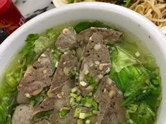 -飞厦老二手槌牛肉丸店