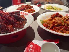 -郑东靓靓虾馆·金牌油焖大虾(天泽街店)
