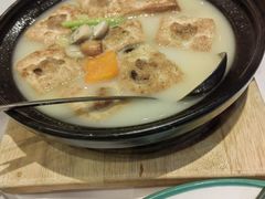 鸡汤煮煎酿豆腐煲-御彩酒家(东风东路店)