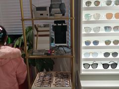 -目艮眼镜SHOWROOM(品牌集合店)