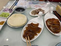 -大鸭梨烤鸭店(金顶街店)
