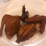 唐宫的午餐套餐来了还是很划算的，这个小兔子真的很好看