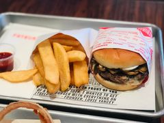 -FATBURGER 特富客汉堡(外交公寓店)