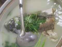 砂锅鱼头-鱼水情·农家菜·大鱼头(南山竹海店)