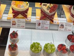 -花花卷卷·鲜食蛋糕(静安久光百货店)