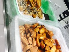 咸蝴蝶酥-上海哈尔滨食品厂(淮海中路店)