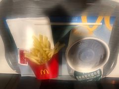 -麦当劳(虹梅路地铁站店)
