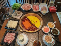 -小天鹅火锅·一线江景洪鼎旗舰店(洪崖洞店)
