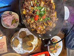 -富正毅三下锅·湘西韵味(天门山索道店)