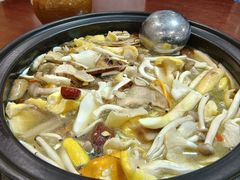 -菌之家·专业纯野生菌火锅·特色炒菌