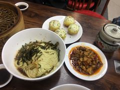 -朱新年·苏式汤团·面点(北寺塔店)