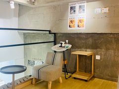 用餐区-red donkey coffee
